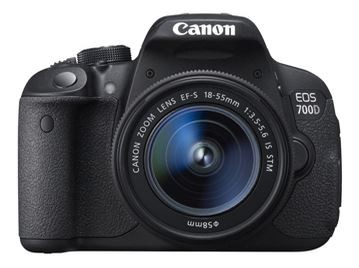 Canon EOS 700D Kit with 18-55mm IS STM Lens