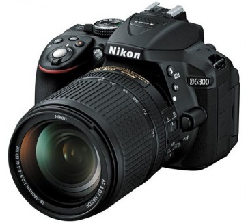 Nikon D5300 Kit (with 18-140mm VR Lens)