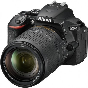 Nikon D5600 Kit with 18-140mm VR Lens