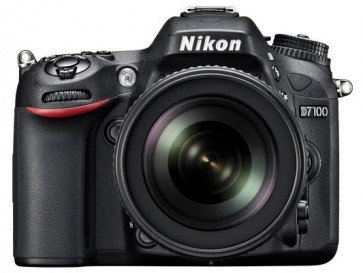 Nikon D7100 Camera Kit with 18-105mm VR Lens