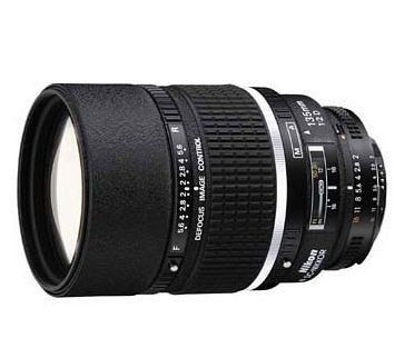 Nikon AF DC-Nikkor 135mm f/2D (Defocus Control) Lens