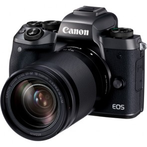 Canon EOS M5 with 18-150mm Lens