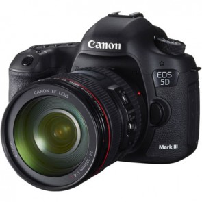 Canon EOS 5D Mark III Kit with 24-105mm f/4 IS Lens