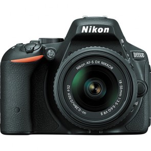 Nikon D5500 Kit with 18-55mm VR Lens