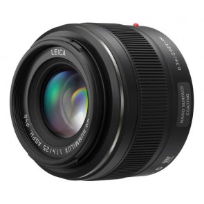 Panasonic Leica DG Summilux 25mm f/1.4 ASPH Lens (Micro Four Thirds)